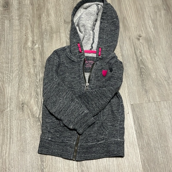 4/$20 Joe fresh heart sweater 3T - Picture 1 of 1
